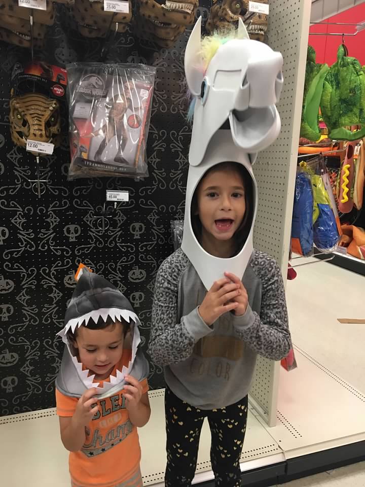 Cana and Bo with masks